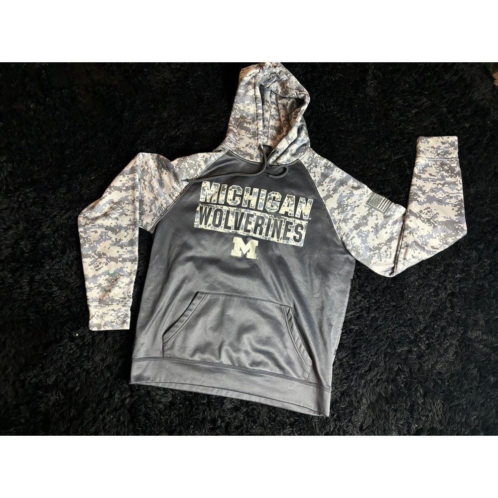 Men's Colosseum GreyMichigan Wolverines Military Appreciation Hoodie Long Size M